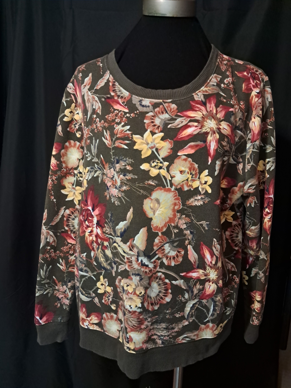 Talbots Floral Crewneck Sweatshirt in Olive and Pink